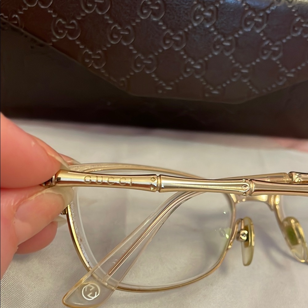Gucci Black and Gold Designer Glasses - Picture 4 of 10